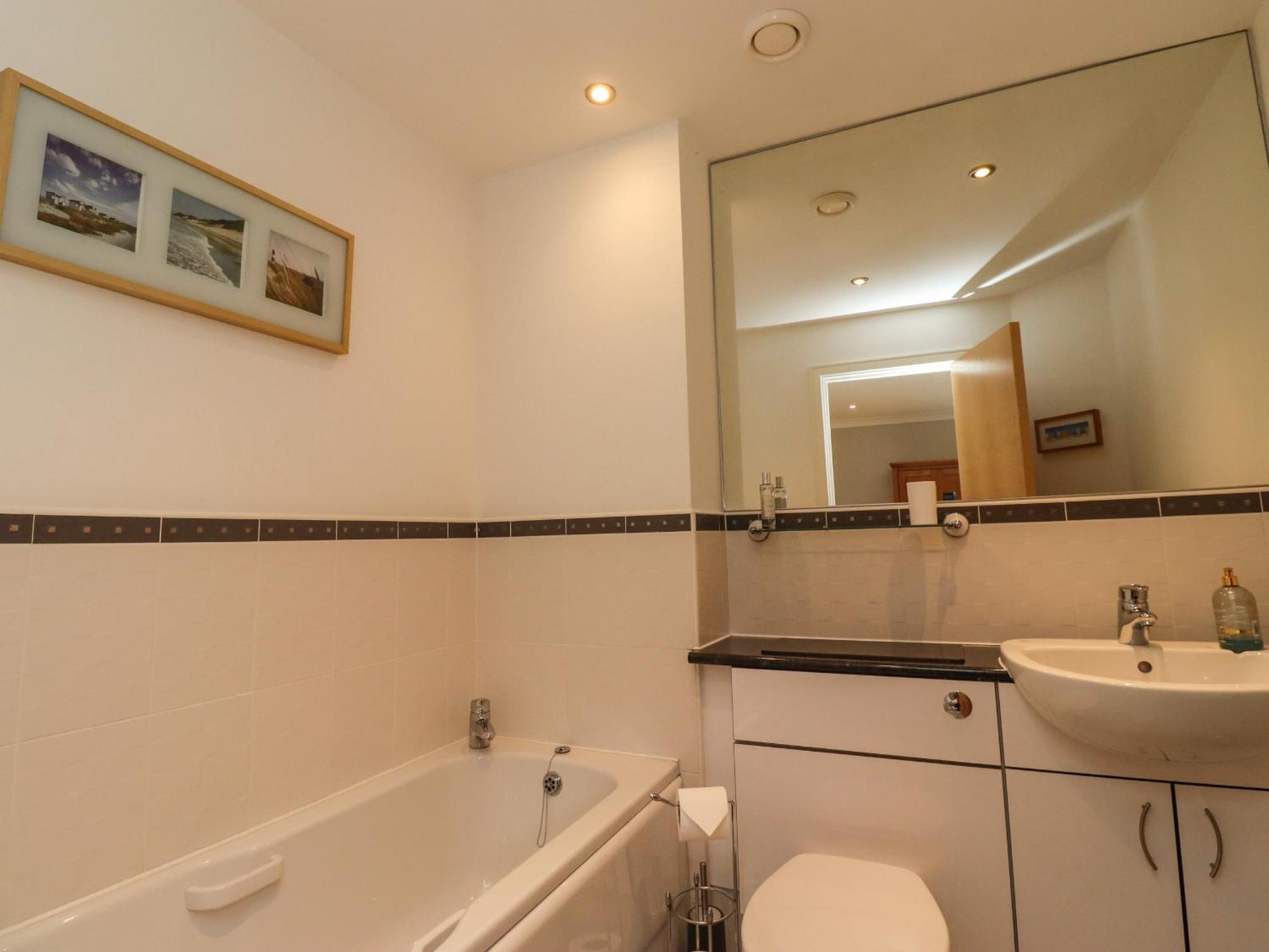 Puffin View Apartment Seahouses Exterior photo